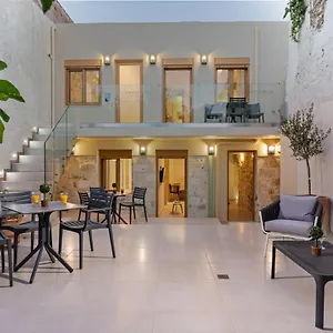 Erotokritos Luxury Apartment